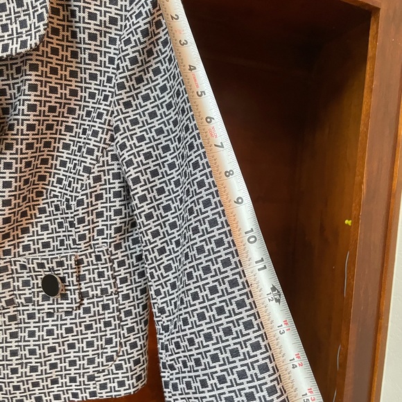 Banana Republic Blazer - Picture 8 of 9